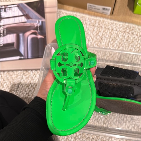 Limited Edition Tory Burch Green Sandals - Picture 1 of 1
